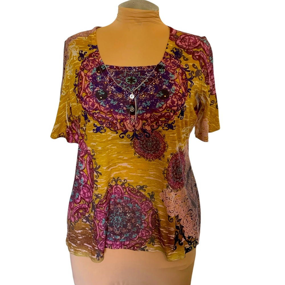 Boho print top by Appropriate Behavior, juniors sz XL. New without tags.
